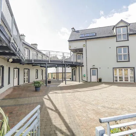 Central Riverside Apartment, Ardara